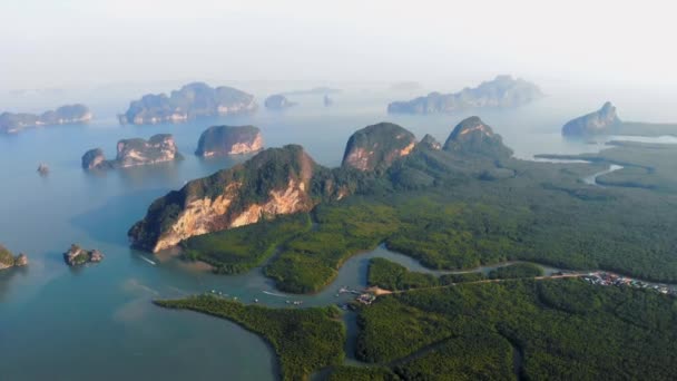 Aerial view Phang Nga Bay, Beautiful View of Phang Nga Bay from Samet Nang She Viewpoint, Thailand. A — Stock video