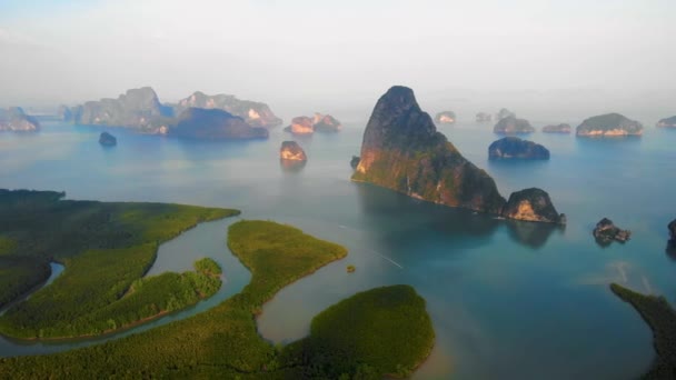 Aerial view Phang Nga Bay, Beautiful View of Phang Nga Bay from Samet Nang She Viewpoint, Thailand. A — Stock video