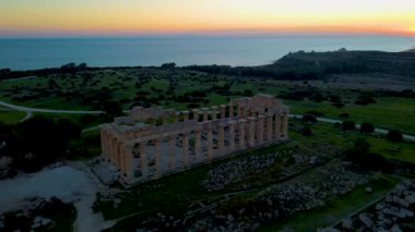 Selinunte, Temple, Sicilya, İtalya, Selinunte Sicilya arkeolojik sahasında gün batımı