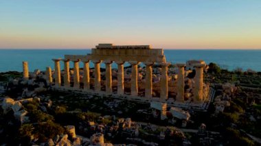 Selinunte, Temple, Sicilya, İtalya, Selinunte Sicilya arkeolojik sahasında gün batımı