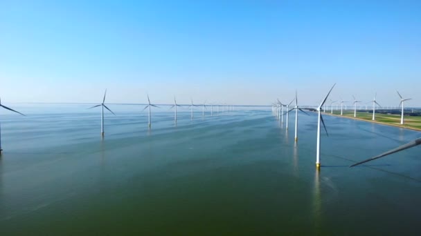 Windmolenpark Oceaan Drone Luchtzicht Windmolens Die Groene Energie Opwekken Windmolens — Stockvideo
