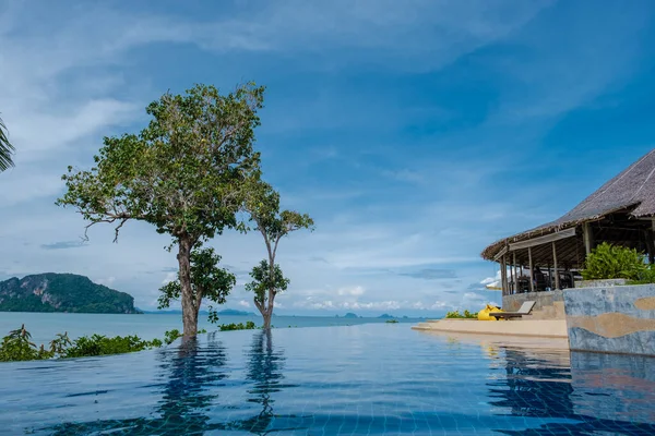 Ein Luxus Resort Thailand Mit Swimmingpool Mit Blick Auf Den — Stockfoto