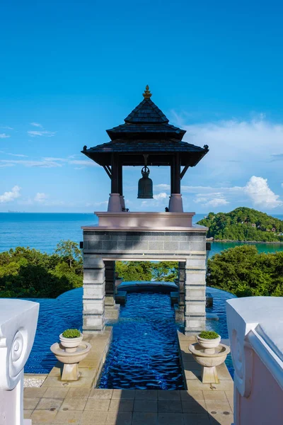 Koh Lanta Tailândia Junho 2022 Cadeiras Praia Luxo Beira Piscina — Fotografia de Stock