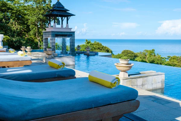 Koh Lanta Tailândia Junho 2022 Cadeiras Praia Luxo Beira Piscina — Fotografia de Stock