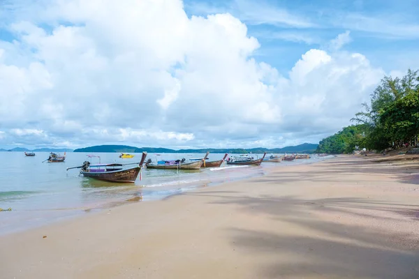 Aonang Krabi Tailândia Junho 2022 Barcos Longtail Esperando Por Clientes — Fotografia de Stock