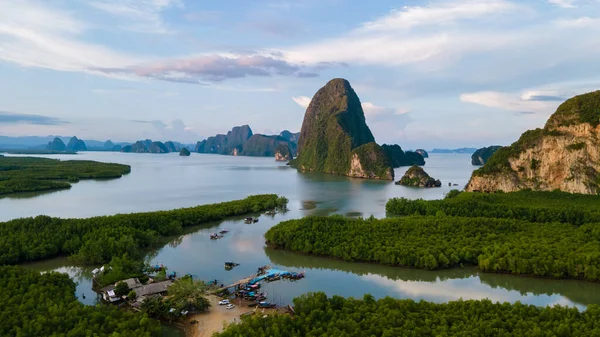 Vista Panorámica Sametnangshe Vista Las Montañas Bahía Phangnga Con Bosque —  Fotos de Stock