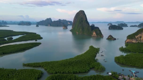 Sametnangshe的全景 Phangnga湾的高山景观 Andaman海域的红树林 黄昏的天空 泰国Phangnga的旅游目的地 — 图库视频影像