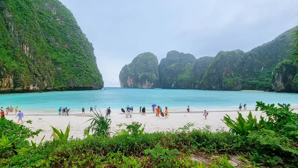 Maya Bay Koh Phi Phi Phuket Krabi Tajlandia Czerwiec 2022 — Zdjęcie stockowe