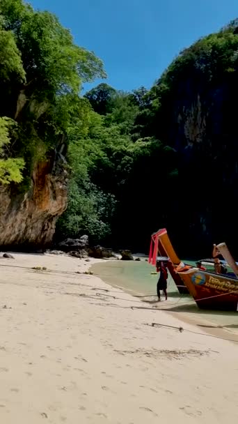 Luxury Longtail Boat Krabi Thailand Koh Hong Island Trip Tropical — Vídeo de Stock