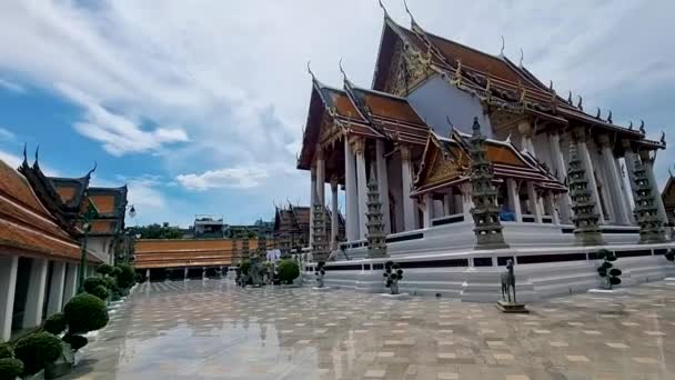 Wat Suthat Thepwararam Ratchaworahawihan Королівський Храм Столиці Бангкоку Таїланд — стокове відео