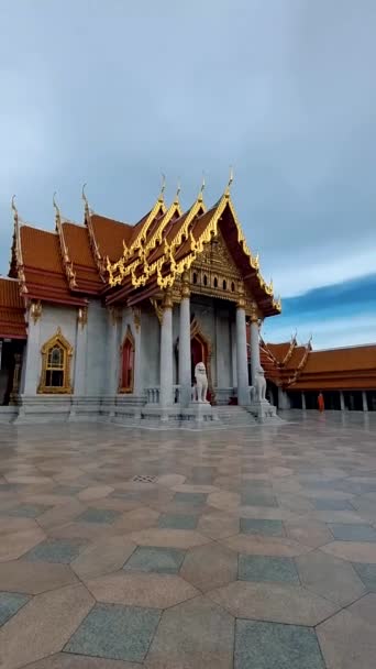 Wat Benchamabophit Mermer Tapınak Tayland Başkenti Bangkok Bir Kraliyet Tapınağıdır — Stok video
