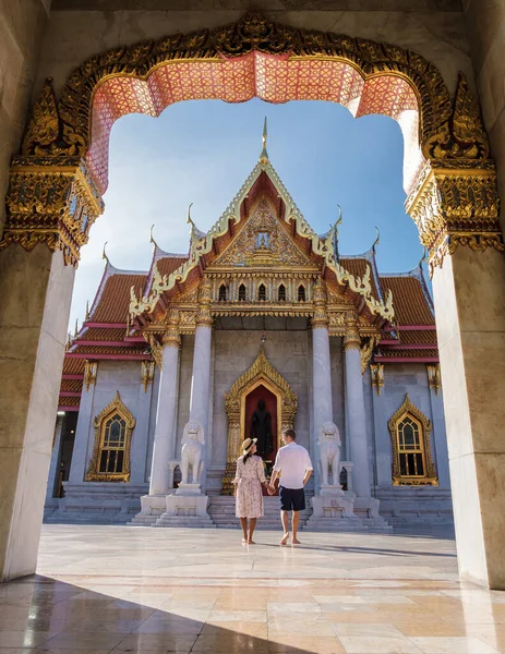 Wat Benchamabophit Temple Bangkok Thailand Marble Temple Bangkok Asian Woman — Stockfoto