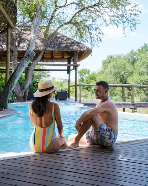 Couple Men Women Safari South Africa Relaxing Pool Luxury Safari — Foto Stock