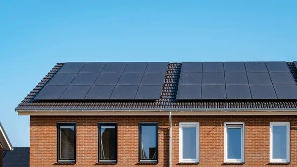 Newly Build Houses Solar Panels Attached Roof Sunny Sky Close — Stock fotografie