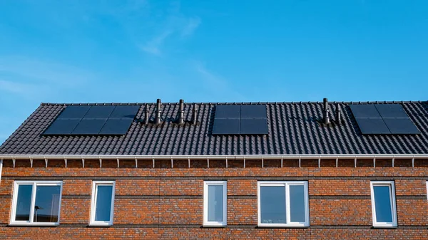 Newly Build Houses Solar Panels Attached Roof Sunny Sky Close — Stok fotoğraf