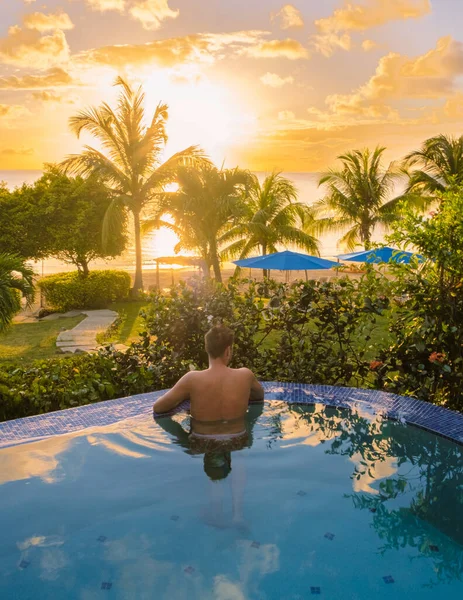 Young Men Swim Shorts Saint Lucia Caribbean Men Infinity Pool — Fotografia de Stock