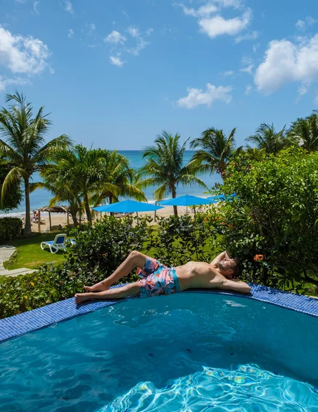 Young Men Swim Shorts Sunbathing Saint Lucia Caribbean Men Infinity — 스톡 사진