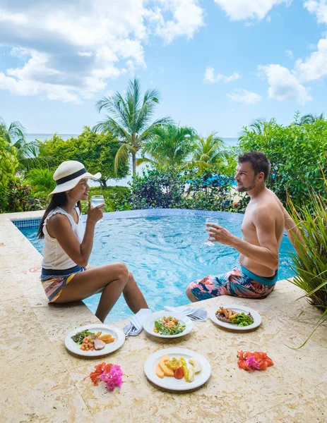 Young Couple Having Lunch Dinner Plunge Pool Luxury Vacation Saint — Stok fotoğraf