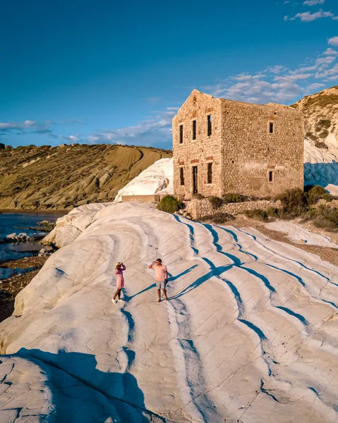 Punta Bianca Sicilia Agrigento Costa Acantilados Blancos Con Una Casa — Foto de Stock