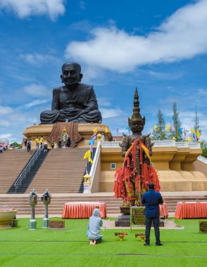 Luang Pu Thuat Wat Huay Mongkol Hua Hin Tayland, Büyük Buda Wat Huay Mongkol güneşli bir günde