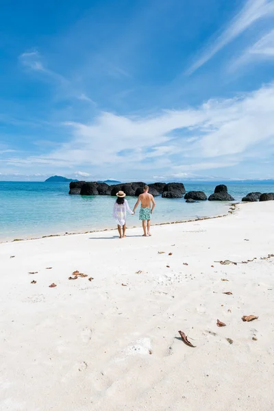เกาะหมาก ตราด ไทย มมองทางอากาศของเกาะเขตร อนใกล เกาะหมาก ประเทศไทย ชายหาดทรายส ขาวท นปาล — ภาพถ่ายสต็อก