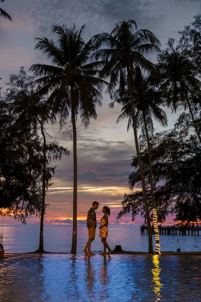 Isola Tropicale Koh Kood Koh Kut Thailandia Coppia Uomini Donne — Foto Stock