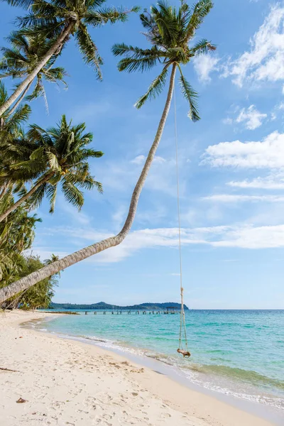 Palmeira Pendurada Baixa Com Balanço Ilha Koh Kood Ilha Tropical — Fotografia de Stock