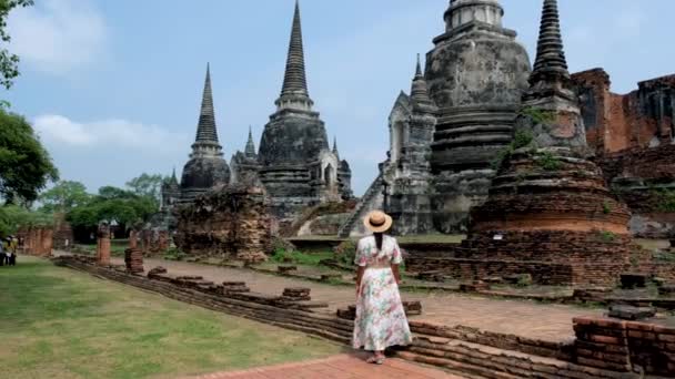 Аюттхая Таїланд Ват Пха Санфет Жінки Капелюхом Туристичною Картою Відвідують — стокове відео
