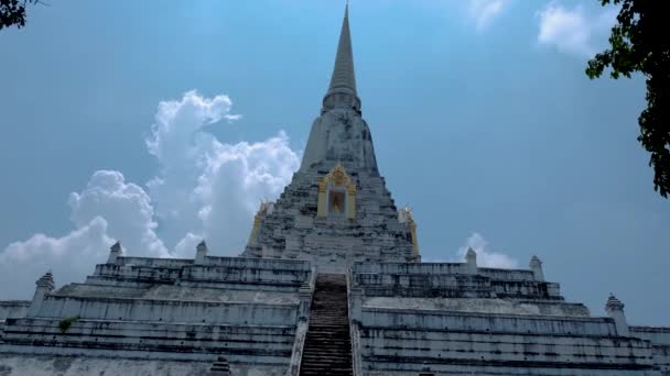 Wat Phu Khao Thong Chedi Ayutthaya Thailand White Pagoda — Vídeo de Stock