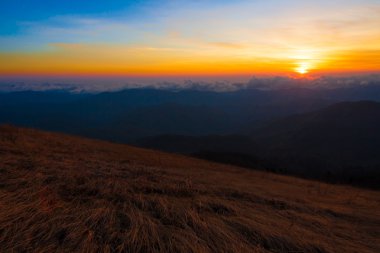 dağ günbatımı sonbahar