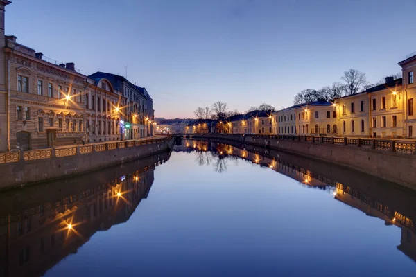 Río Moika en San Petersburgo al amanecer —  Fotos de Stock