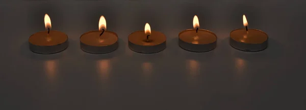 Velas Encendidas Oscuridad Tristeza Concepto Memoria — Foto de Stock