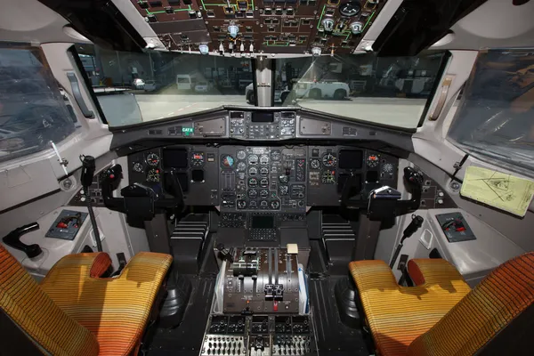 Cockpit de aeronaves — Fotografia de Stock