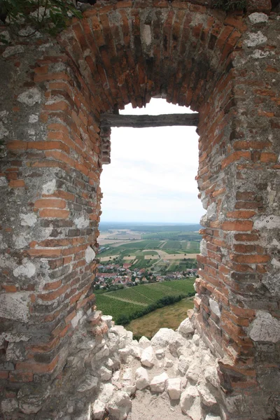 Ventana de las ruinas —  Fotos de Stock