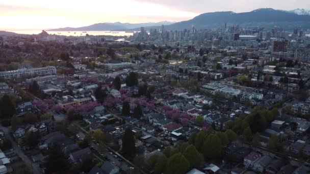 Voar Sobre Ruas Vancouver Sunsaet Com Uma Vista Sobre Centro — Vídeo de Stock