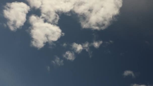 Тучи Времени Циррокумулу Голубом Небе Канады — стоковое видео