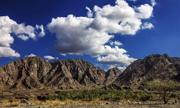 dağlar yol fujairah, Litvanya.