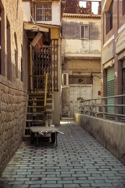 Arka sokak, Dubai 'nin eski sokakları