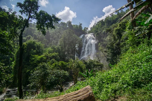 Hermosa Grande Cascada Klong Lan Caída Agua Kamphang Phet Provincia — Foto de Stock
