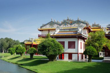 AYUTTHAYA, THAILAND- 27 Kasım 2021: Antik Vurgun Sarayı, Tayland 'da Ayutthaya