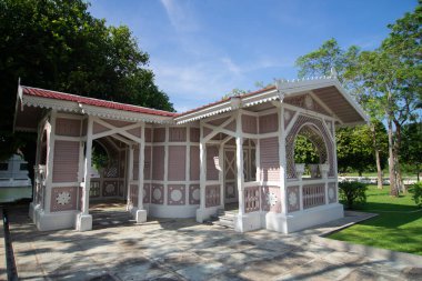 AYUTTHAYA, THAILAND- 27 Kasım 2021: Antik Vurgun Sarayı, Tayland 'da Ayutthaya