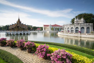 AYUTTHAYA, THAILAND- Kasım 27, 2021: Antik Çakı Ağrısı Kraliyet Sarayı, Ayutthaya Tayland