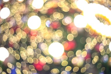 Güzel Bokeh 'i bulanıklaştır ve Chrisymas kartını süslemek için odak arkaplanından çık