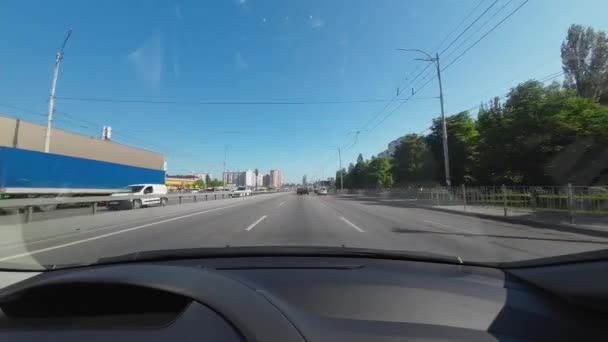 Θέα Από Αυτοκίνητο Στο Δρόμο Στο Κίεβο Ουκρανία — Αρχείο Βίντεο