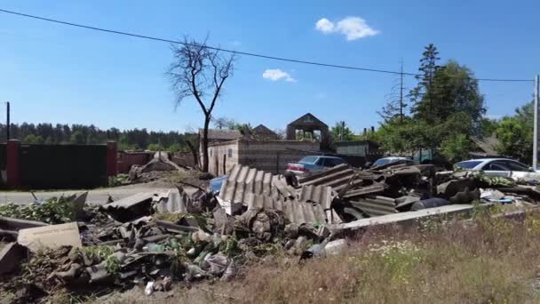 Destroyed House Burned Out Car Result Russian Invasion Village Moshchun — Stockvideo