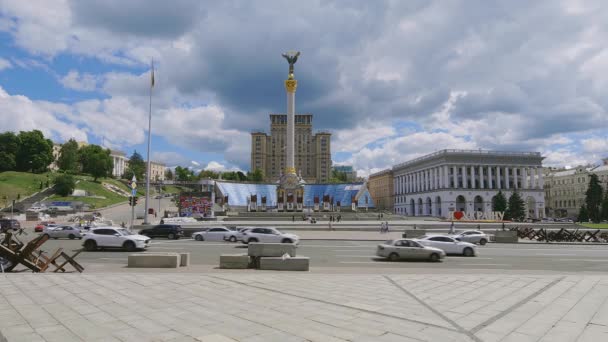 Column Honor Independence Ukraine Independence Square Kyiv Ukraine — Stockvideo