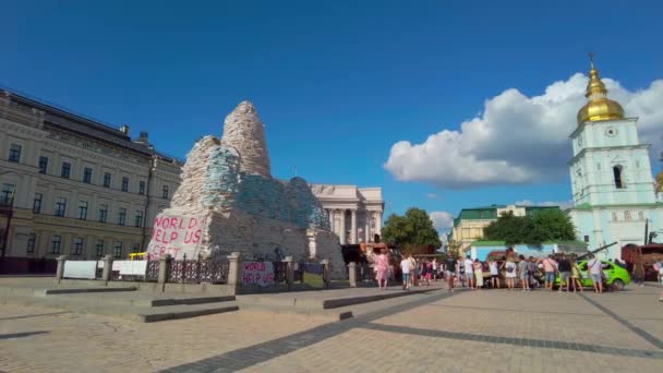 Kyiv Ukraine July 2022 Monument Princess Olga Mikhailovskaya Square Lined — Stockvideo