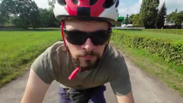 Close Portrait Young Man Riding Bicycle Summer Sunny Day — Stock Video