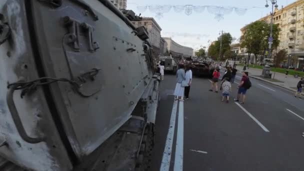 Kyiv Ukraine August 2022 Exhibition Parade Destroyed Russian Military Equipment — Vídeos de Stock