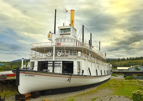 Klondike Sternwheel Steamboat Picture Boat Bank River Yukon Whitehorse National — Stock Photo, Image